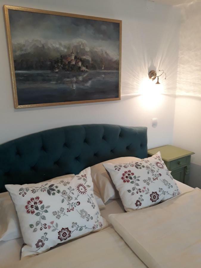 Pletna Lake View Apartment Bled Extérieur photo